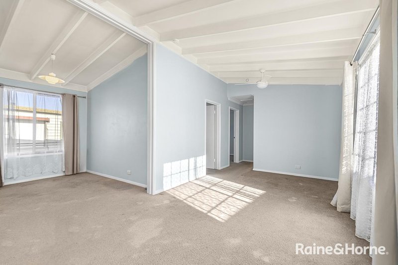 Photo - 101/30 Gerald Street, Belmont NSW 2280 - Image 4
