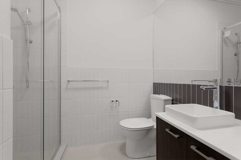 Photo - 10/1312 Dandenong Road, Hughesdale VIC 3166 - Image 5
