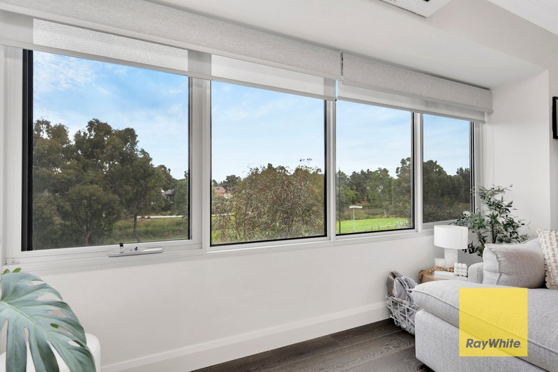 Photo - 101/32 Ducal Parkway, Mernda VIC 3754 - Image 4