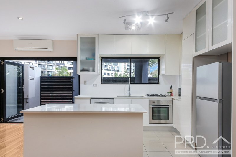 Photo - 10/133-137 Harrow Road, Kogarah NSW 2217 - Image 2