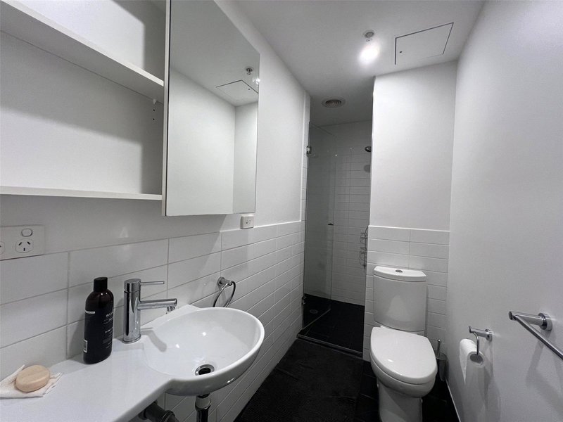 Photo - 1013/43 Therry Street, Melbourne VIC 3000 - Image 9