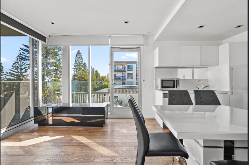 Photo - 101/356 Seaview Road, Henley Beach SA 5022 - Image 2