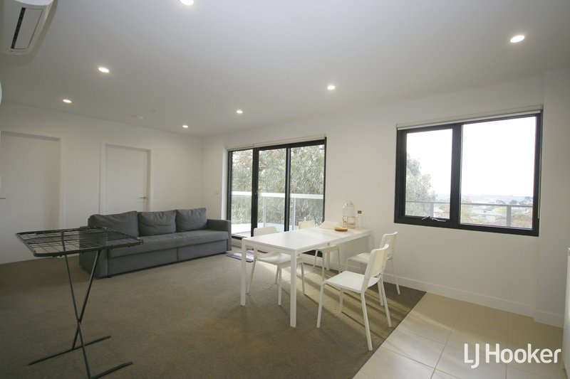 Photo - 101/373-377 Burwood Highway, Burwood VIC 3125 - Image 3