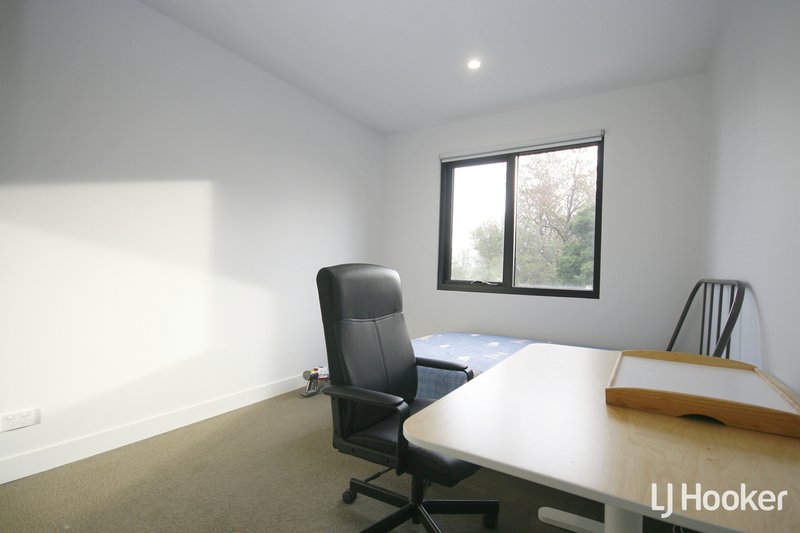 Photo - 101/373-377 Burwood Highway, Burwood VIC 3125 - Image 4