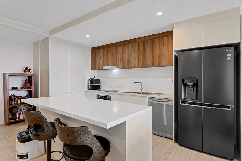 Photo - 1013/9 Market Lane, Maroochydore QLD 4558 - Image 12