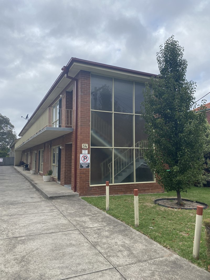 Photo - 10/14 Ardyne Street, Murrumbeena VIC 3163 - Image 8