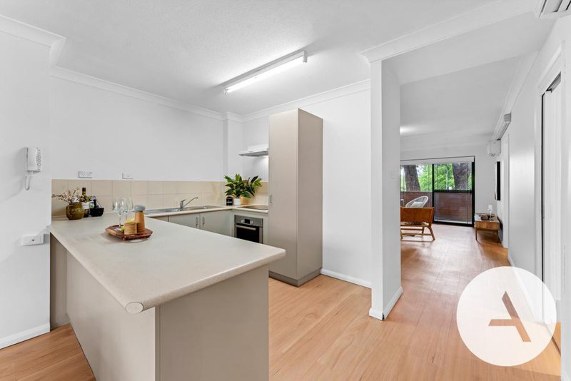 Photo - 10/14 Boolee Street, Reid ACT 2612 - Image 9