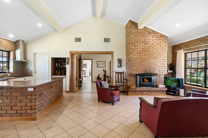 Photo - 1014 Gawler One Tree Hill Road, Uleybury SA 5114 - Image 4