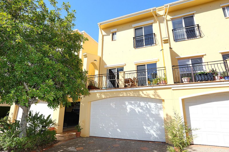 Photo - 10/14 Pendraat Parade, Hope Island QLD 4212 - Image 4