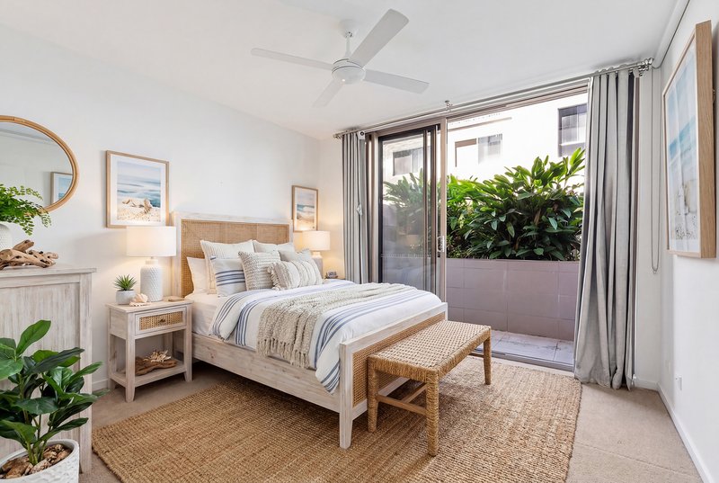 Photo - 101/5 Chester Terrace, Southport QLD 4215 - Image 3