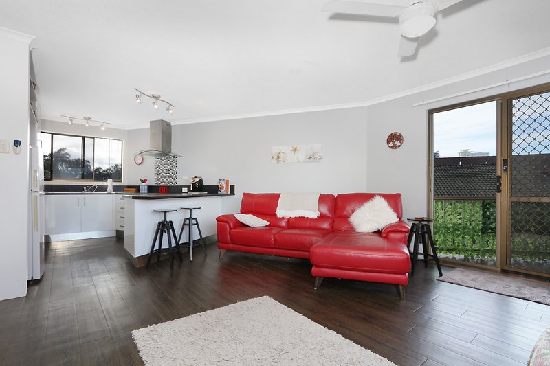 Photo - 10/15 Huth Street, Labrador QLD 4215 - Image 11