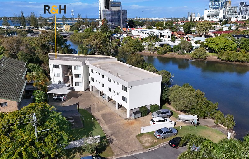 Photo - 10/15 Huth Street, Labrador QLD 4215 - Image 19