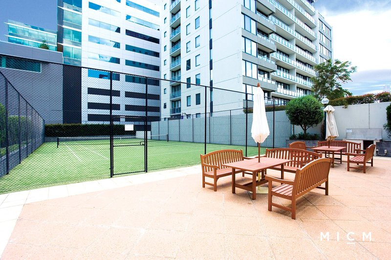 Photo - 1015/38 Bank Street, South Melbourne VIC 3205 - Image 10
