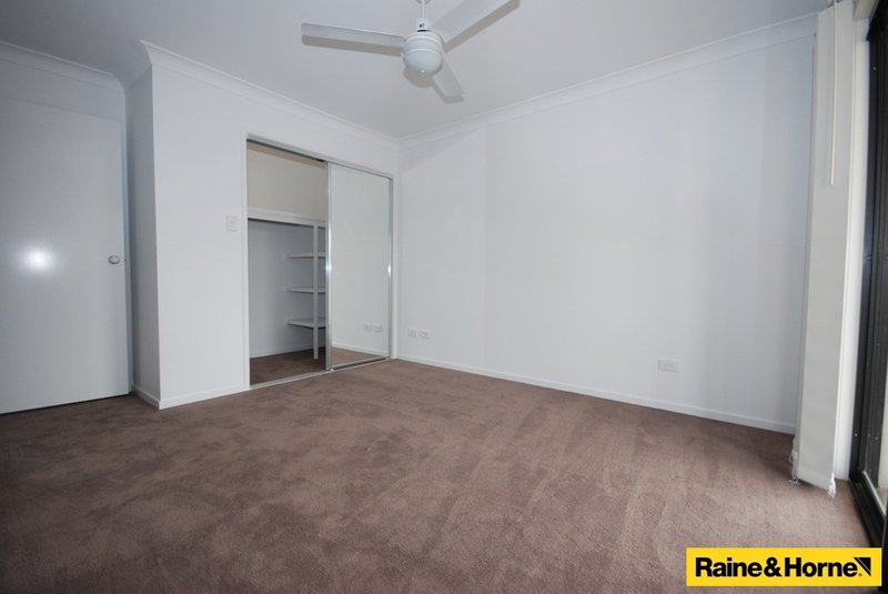Photo - 101/54 Outlook Place, Durack QLD 4077 - Image 4