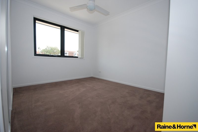 Photo - 101/54 Outlook Place, Durack QLD 4077 - Image 6