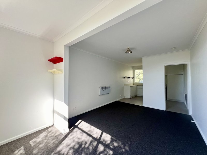 Photo - 10/159-161 Roslyn Road, Belmont VIC 3216 - Image 4