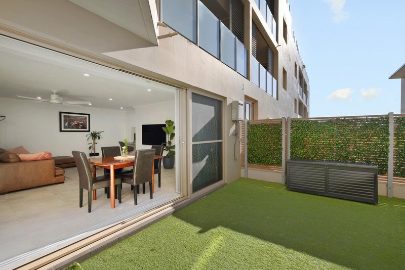 Photo - 10/16-18 Frazer Street, Collaroy NSW 2097 - Image 1