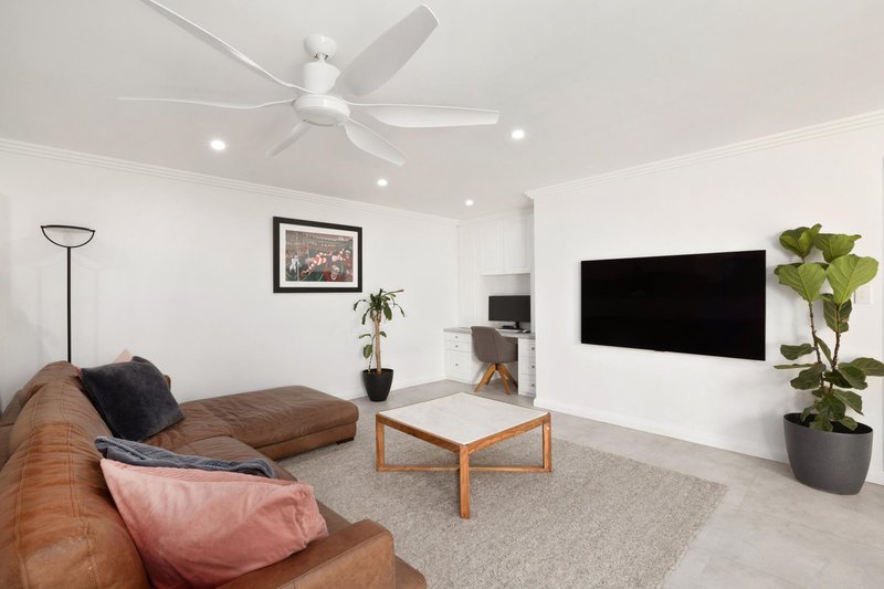 Photo - 10/16-18 Frazer Street, Collaroy NSW 2097 - Image 2