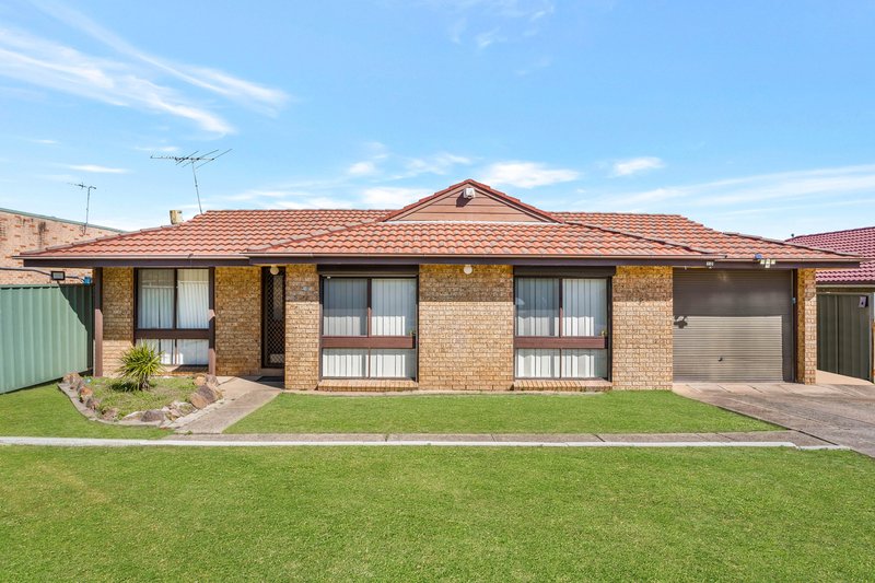 10/16 Benghazi Street, Bossley Park NSW 2176