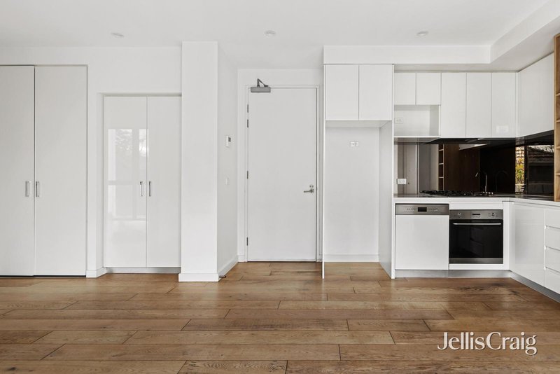 Photo - 10/16 Bent Street, Bentleigh VIC 3204 - Image 4