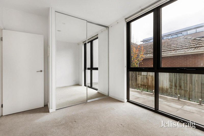 Photo - 10/16 Bent Street, Bentleigh VIC 3204 - Image 6