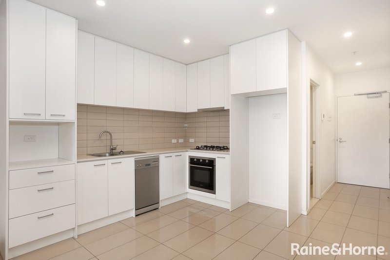 Photo - 101/64 Sahi Crescent, Roxburgh Park VIC 3064 - Image 3