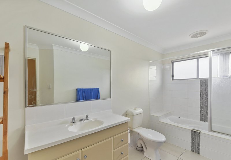 Photo - 10/17-19 Magree Street, Kallangur QLD 4503 - Image 6