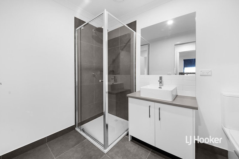 Photo - 1017 Edgars Road, Wollert VIC 3750 - Image 3