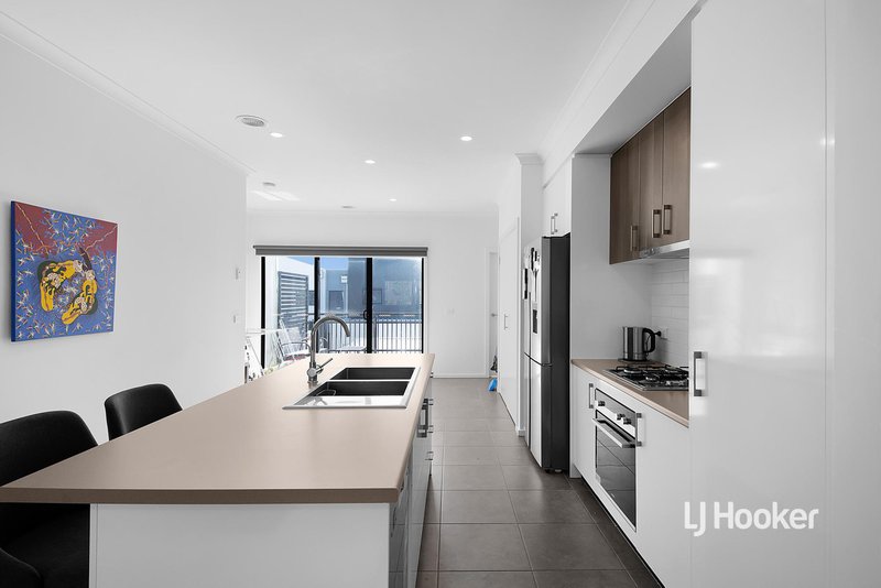 Photo - 1017 Edgars Road, Wollert VIC 3750 - Image 7