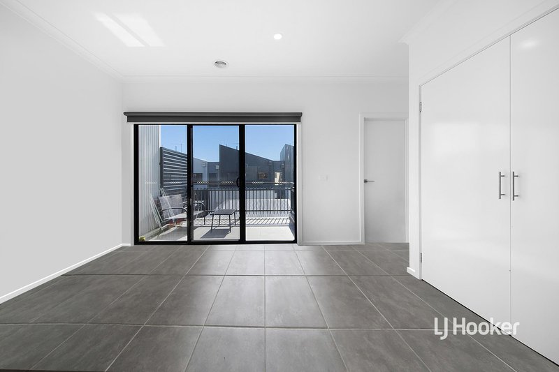 Photo - 1017 Edgars Road, Wollert VIC 3750 - Image 10