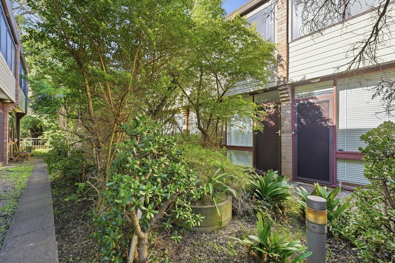 Photo - 10/17 Lachlan Street, Warwick Farm NSW 2170 - Image 8