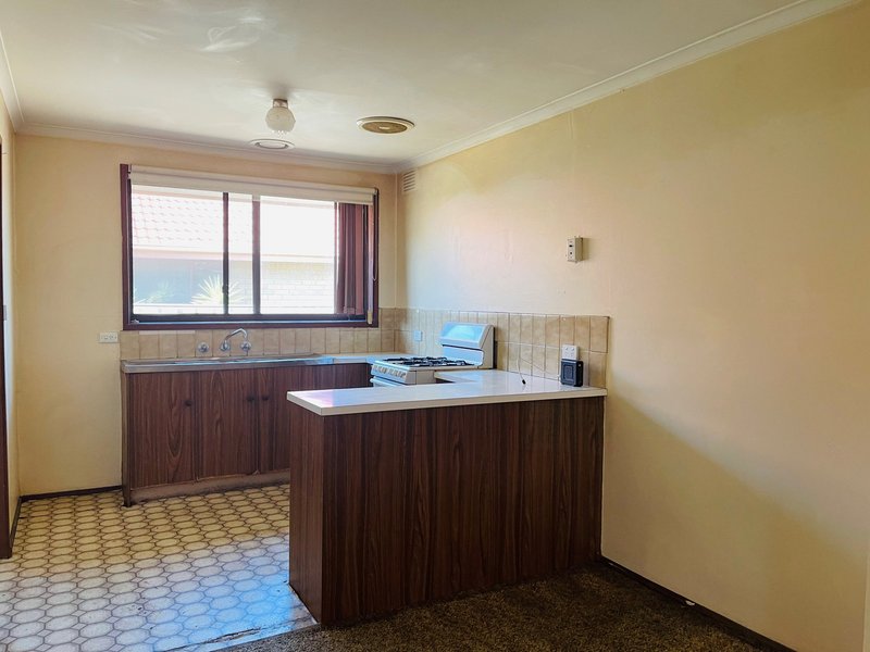 Photo - 10/17 Norman Court, Dandenong VIC 3175 - Image 4