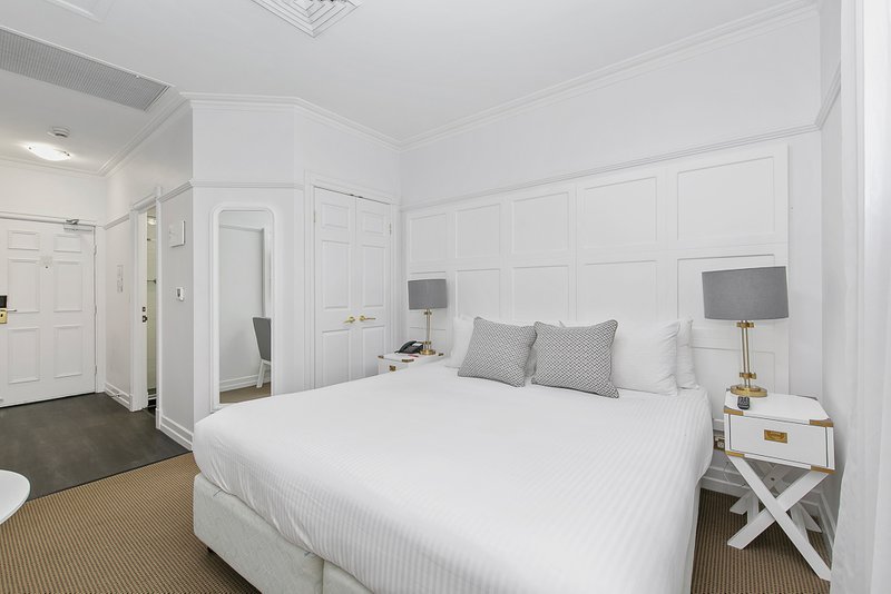Photo - 1017/255 Ann Street, Brisbane City QLD 4000 - Image 2