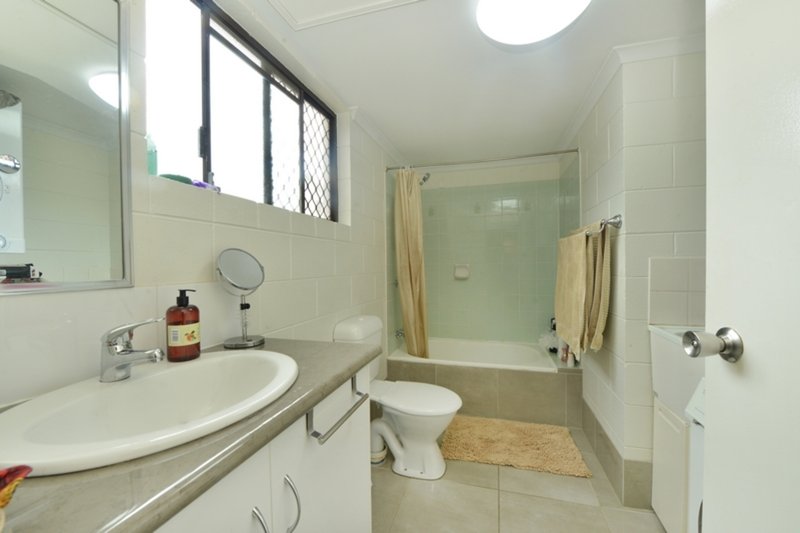 Photo - 10/173 Mayers St , Manoora QLD 4870 - Image 7