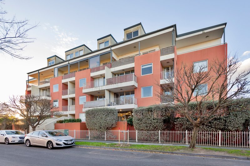 Photo - 101/77 Village Way, Maribyrnong VIC 3032 - Image 9