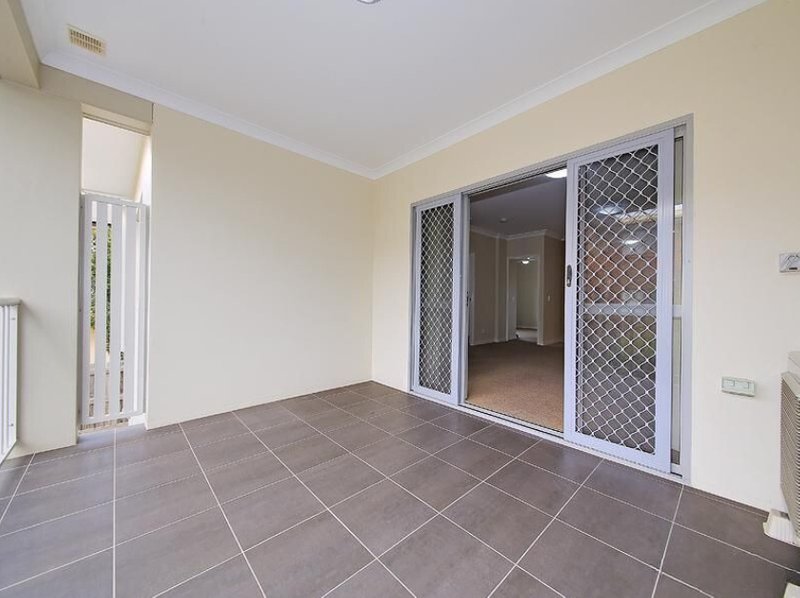 Photo - 10/18 Birdwood Road, Holland Park West QLD 4121 - Image 5