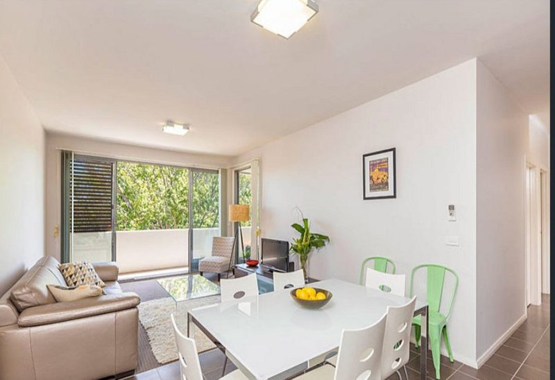 Photo - 10/18 De Burgh Street, Lyneham ACT 2602 - Image 3