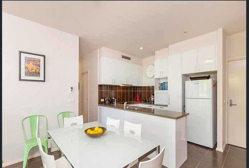Photo - 10/18 De Burgh Street, Lyneham ACT 2602 - Image 4
