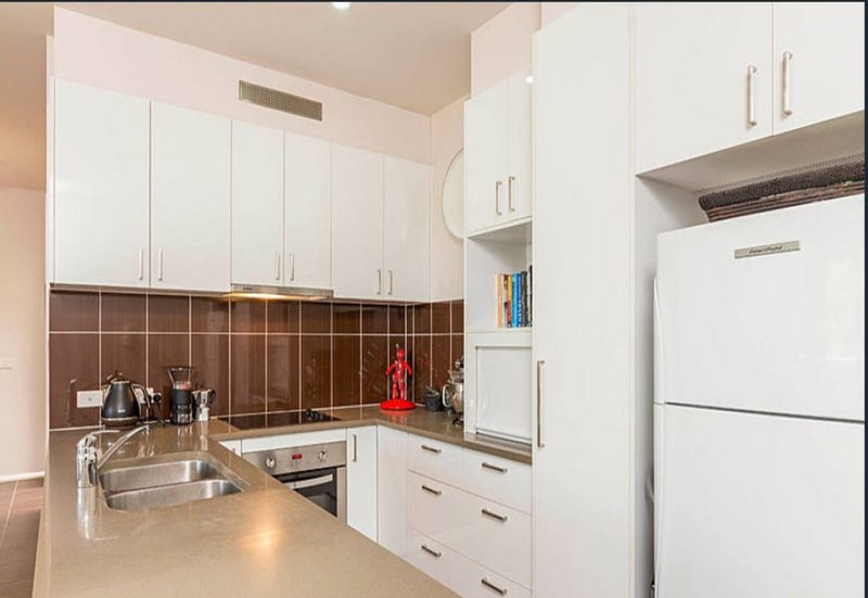 Photo - 10/18 De Burgh Street, Lyneham ACT 2602 - Image 5