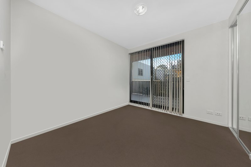 Photo - 101/82 Epping Road, Epping VIC 3076 - Image 9