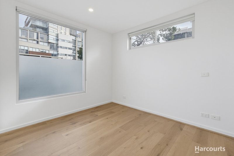 Photo - 101/88 Tram Road, Doncaster VIC 3108 - Image 4