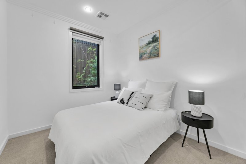 Photo - 10/19-21 Doncaster East Road, Mitcham VIC 3132 - Image 11