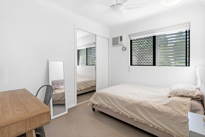 Photo - 10/19-21 Pembroke Street, Parramatta Park QLD 4870 - Image 8