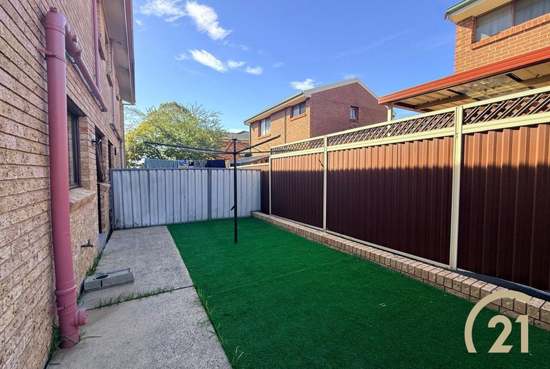 Photo - 10/19 Alderson Avenue, Liverpool NSW 2170 - Image 5