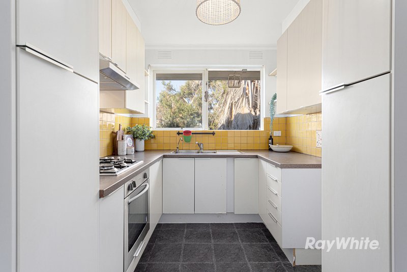 Photo - 10/19 Ash Grove, Caulfield VIC 3162 - Image 2