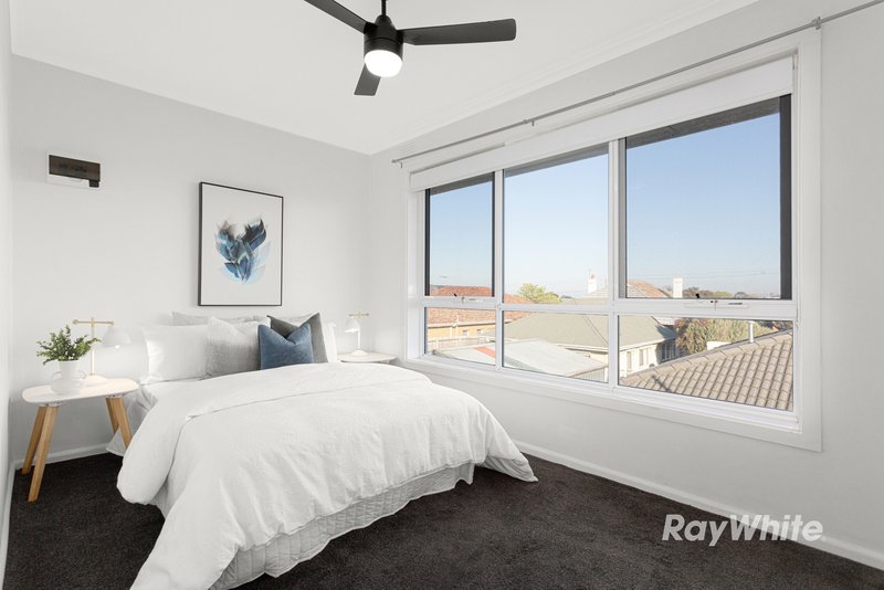 Photo - 10/19 Ash Grove, Caulfield VIC 3162 - Image 6