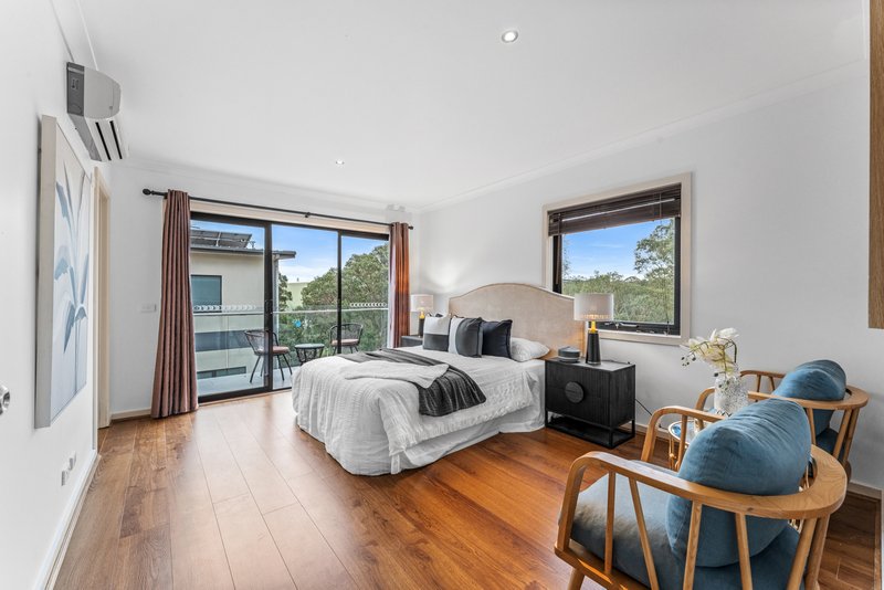 Photo - 10/19 Hughes Street, Burwood VIC 3125 - Image 8