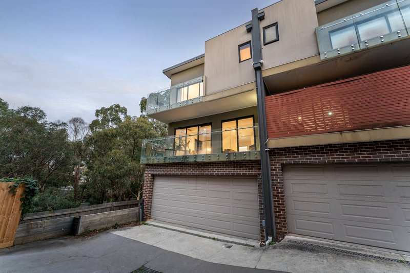 Photo - 10/19 Hughes Street, Burwood VIC 3125 - Image 15