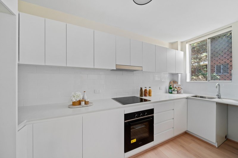 Photo - 10/19 Meadow Crescent, Meadowbank NSW 2114 - Image 2