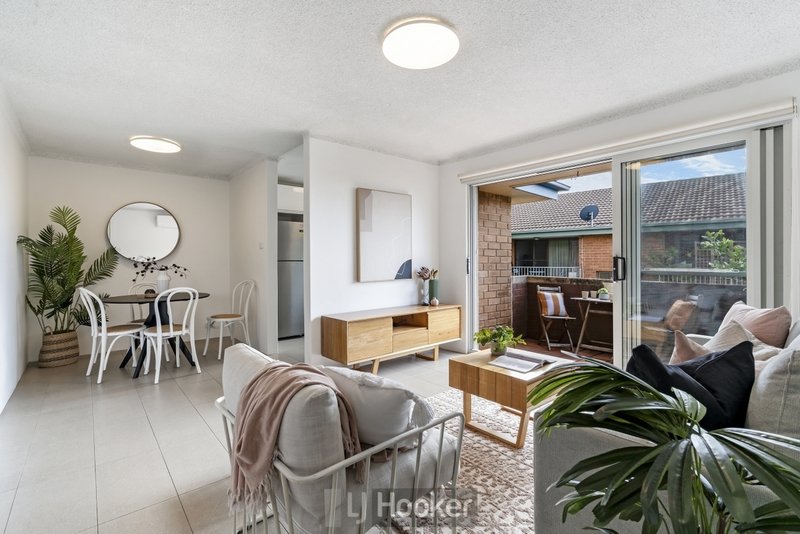 Photo - 10/19 Morgan Street, Merewether NSW 2291 - Image 2